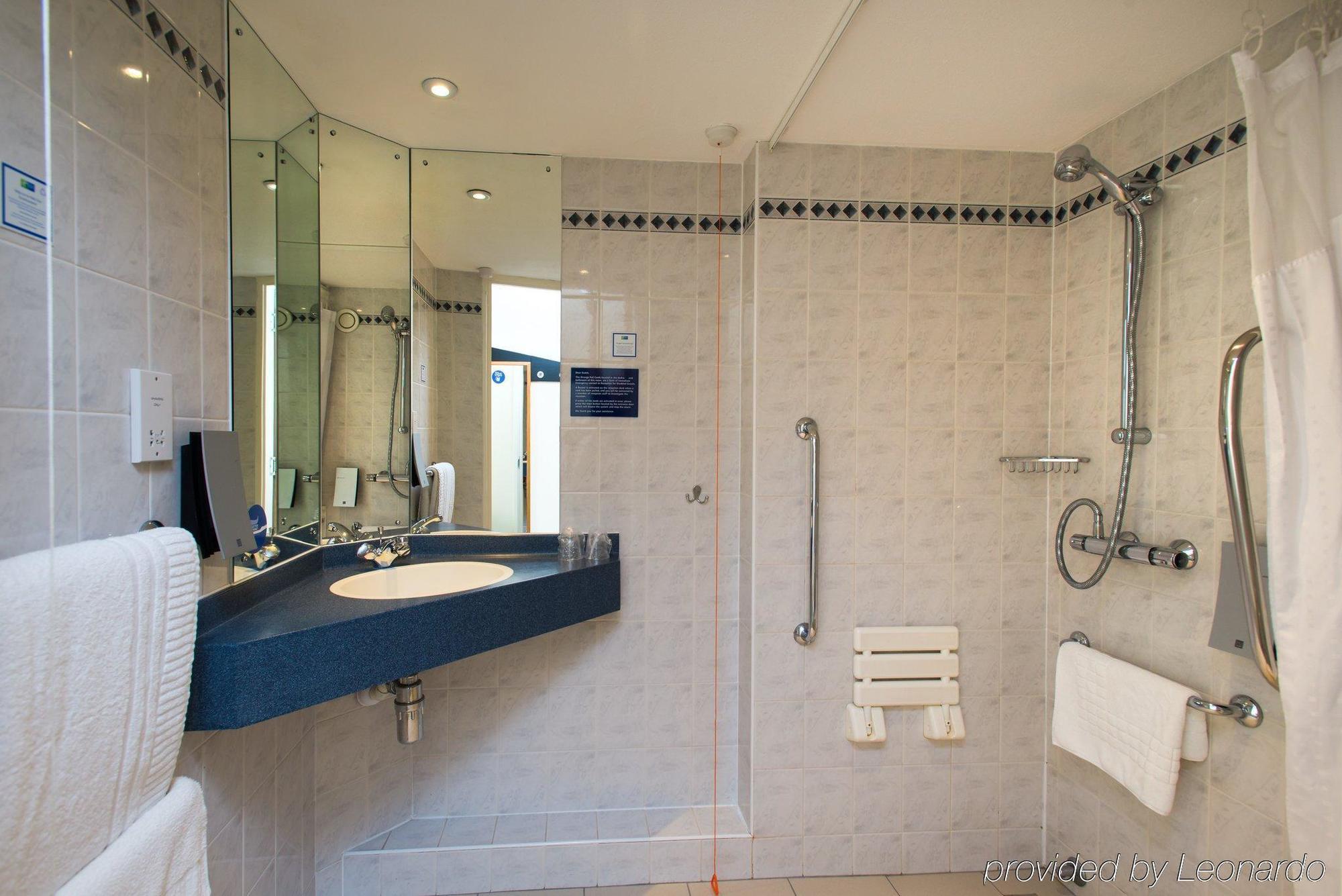 Holiday Inn Express Cardiff Bay By Ihg Kültér fotó