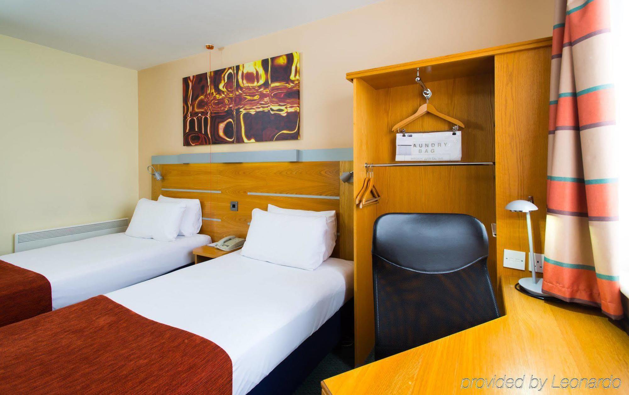 Holiday Inn Express Cardiff Bay By Ihg Kültér fotó