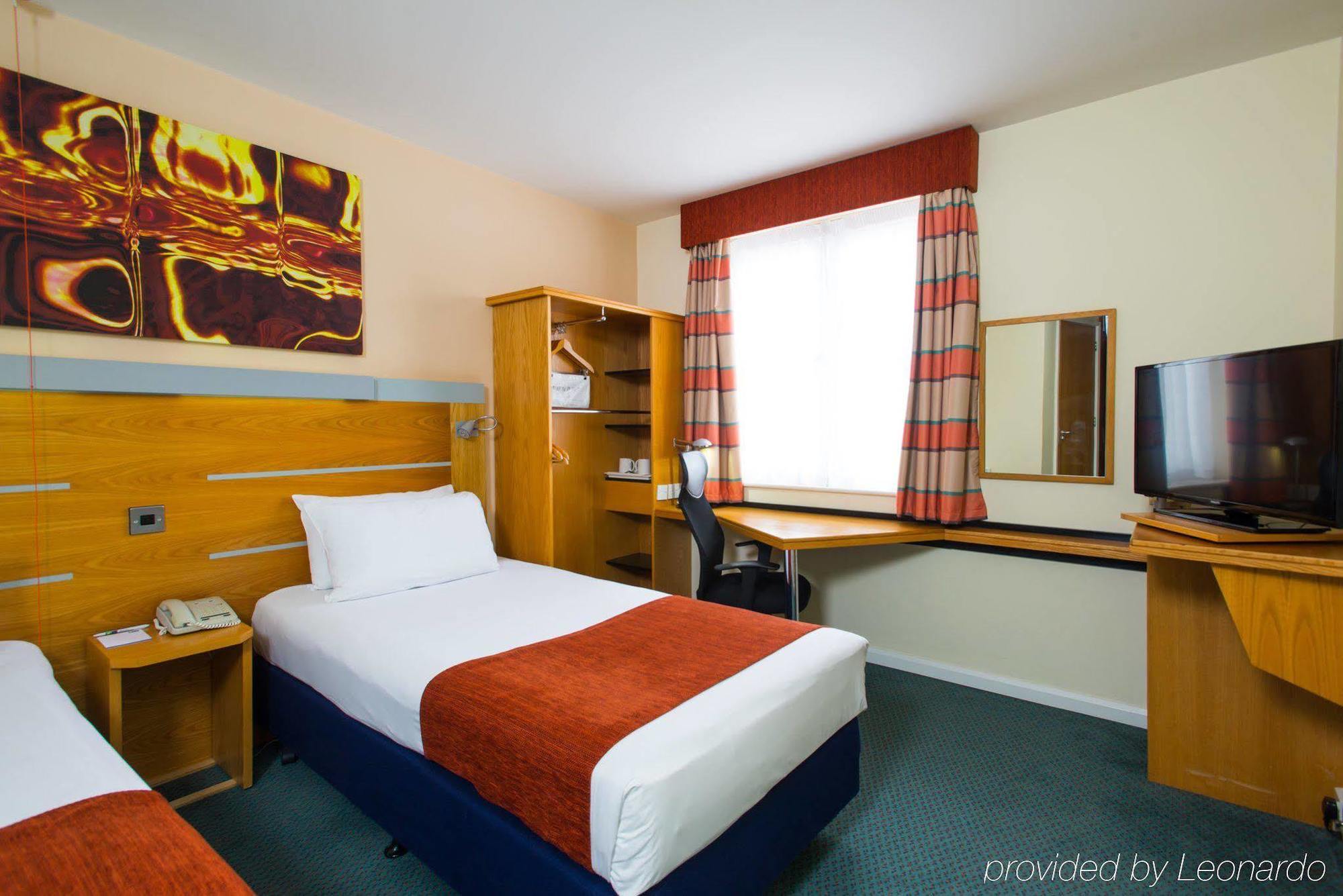 Holiday Inn Express Cardiff Bay By Ihg Kültér fotó
